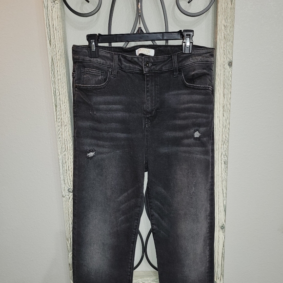 ARIYA jeans - Picture 2 of 4